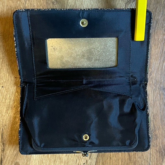 Vintage 1960’s Silk Brocade Embroidered Gold Metallic Clutch/Wallet - Picture 4 of 6